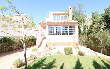 Property slide 38