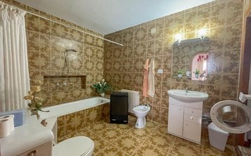 Property slide 43