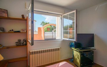 Property slide 34