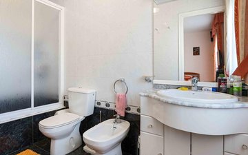 Property slide 25