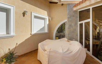 Property slide 39