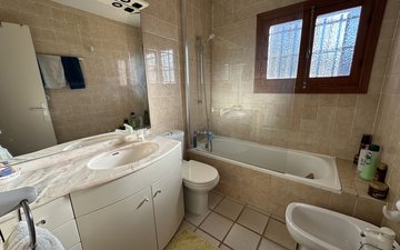 Property slide 25