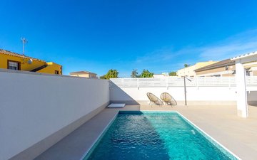 Property slide 23