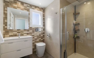 Property slide 16