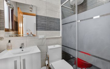 Property slide 19