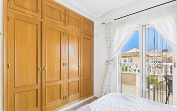 Property slide 22