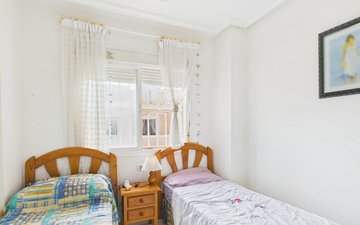 Property slide 18