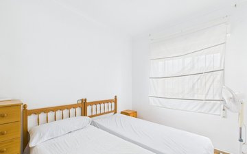 Property slide 25