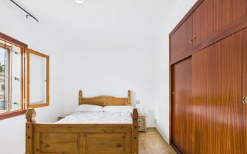 Property slide 28