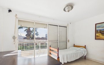 Property slide 7