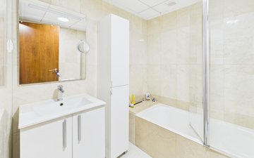 Property slide 22