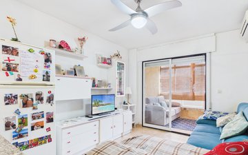 Property slide 10