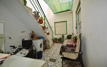 Property slide 8