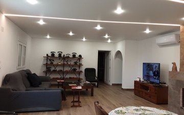 Property slide 17
