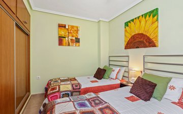 Property slide 32