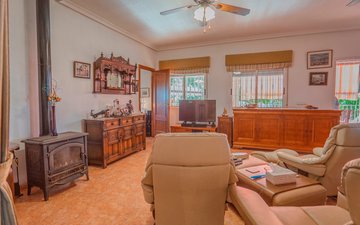 Property slide 10
