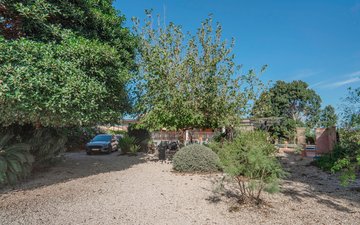 Property slide 40