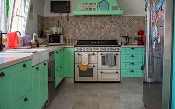 Property slide 14