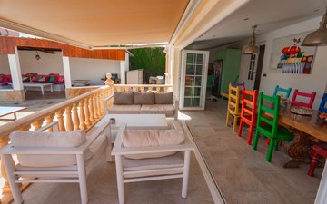 Property slide 16