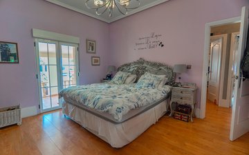 Property slide 30