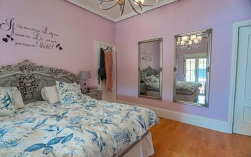 Property slide 32