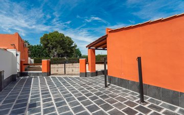 Property slide 44