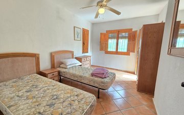 Property slide 21