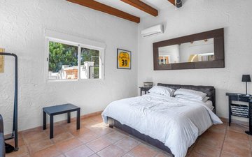 Property slide 22