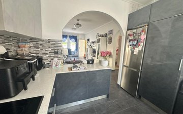 Property slide 17