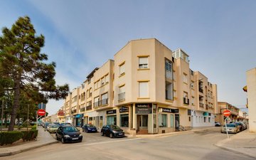 Property slide 27