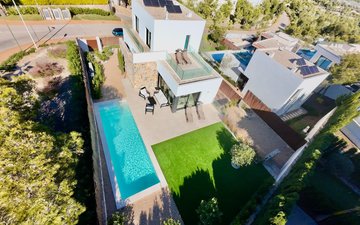 Property slide 27