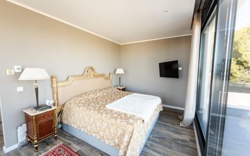 Property slide 14