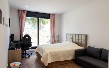 Property slide 24