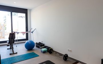 Property slide 25