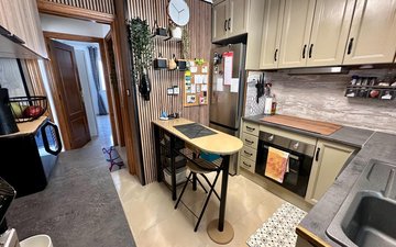 Property slide 19