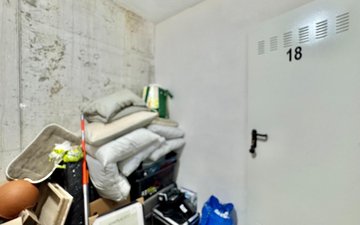 Property slide 41