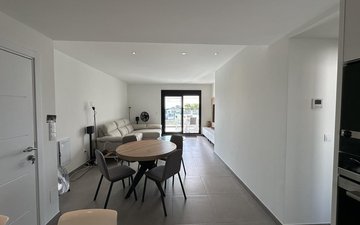Property slide 15