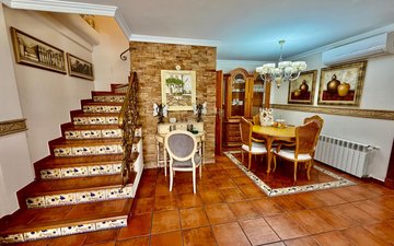 Property slide 10