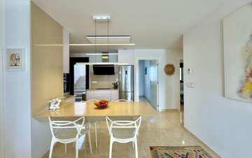Property slide 22