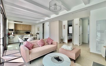 Property slide 23