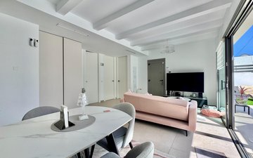 Property slide 24