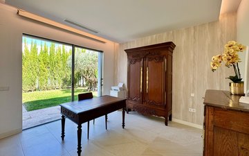 Property slide 49
