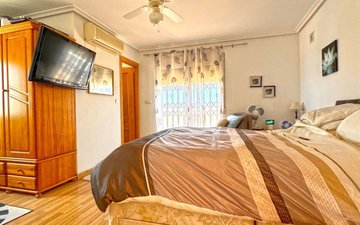 Property slide 39