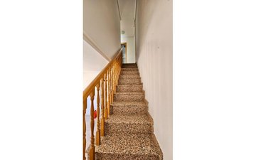 Property slide 32