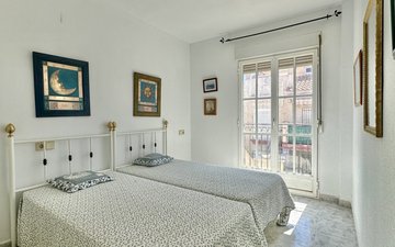 Property slide 7