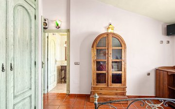 Property slide 37