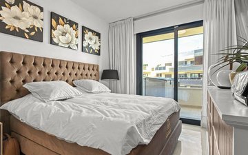 Property slide 17