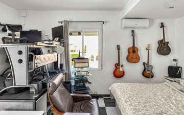 Property slide 36