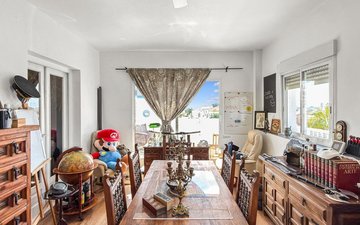Property slide 46