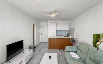 Property slide 17